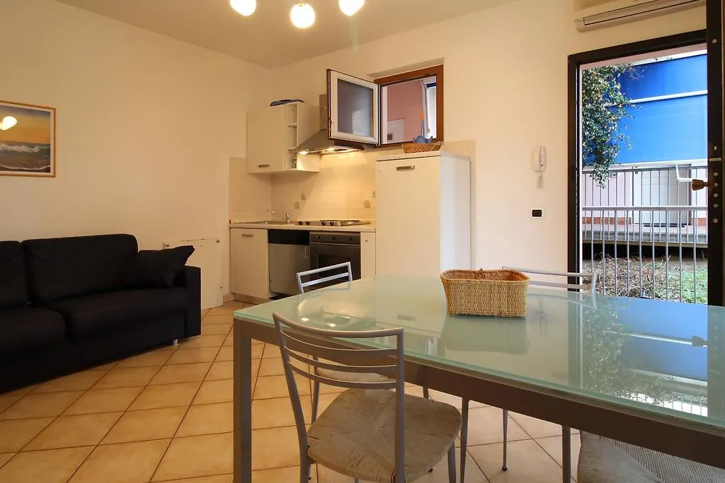 Il Sombrero Holiday Home San Vincenzo 0*,